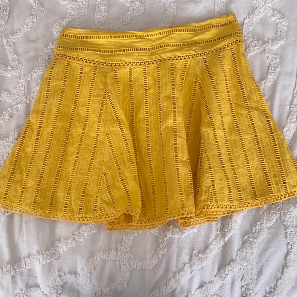 Size L yellow skirt from Forever 21
